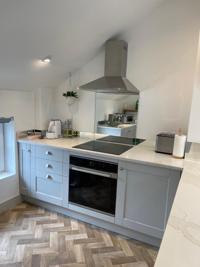 Lees Lookout Holt ,2 Bedroom Luxury Apartment With Private Parking Exterior foto
